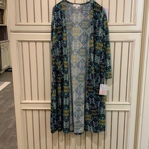 LuLaRoe Sarah. Size XS. Beautiful green prints with multiple colors.